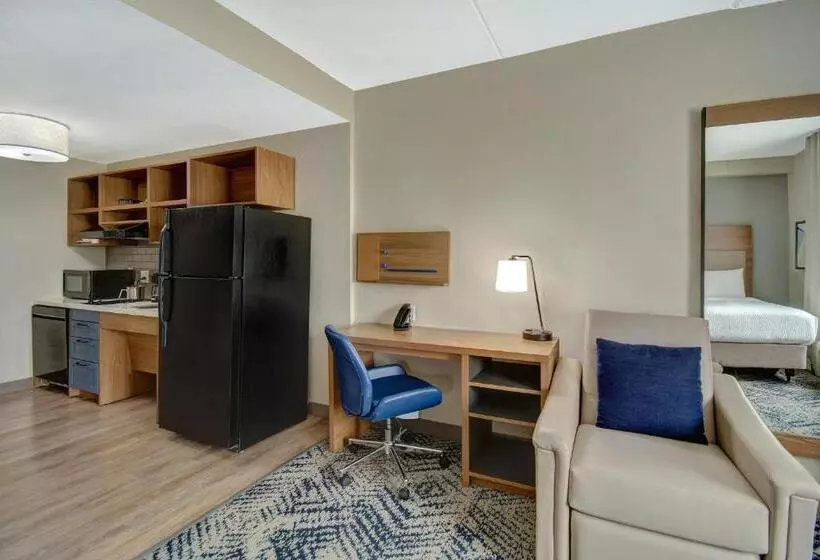 酒店 Candlewood Suites Columbia Fort Jackson, An Ihg