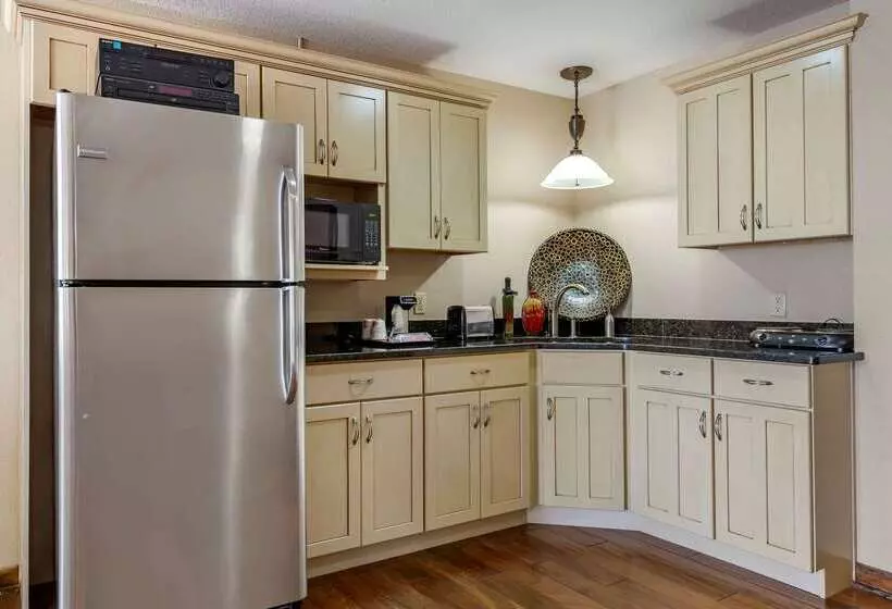 Szálloda Comfort Inn & Suites