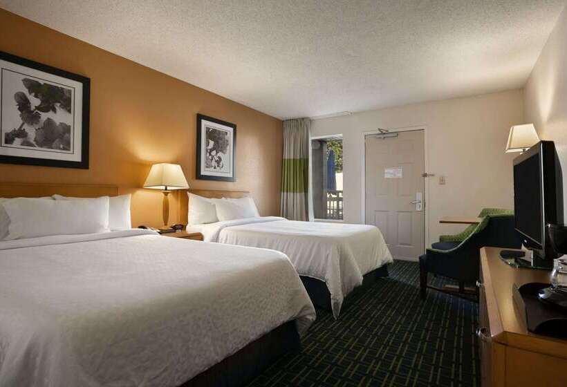 هتل Days Inn By Wyndham Chattanooga/hamilton Place