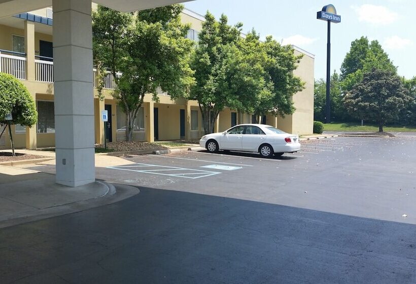 هتل Days Inn By Wyndham Chattanooga/hamilton Place