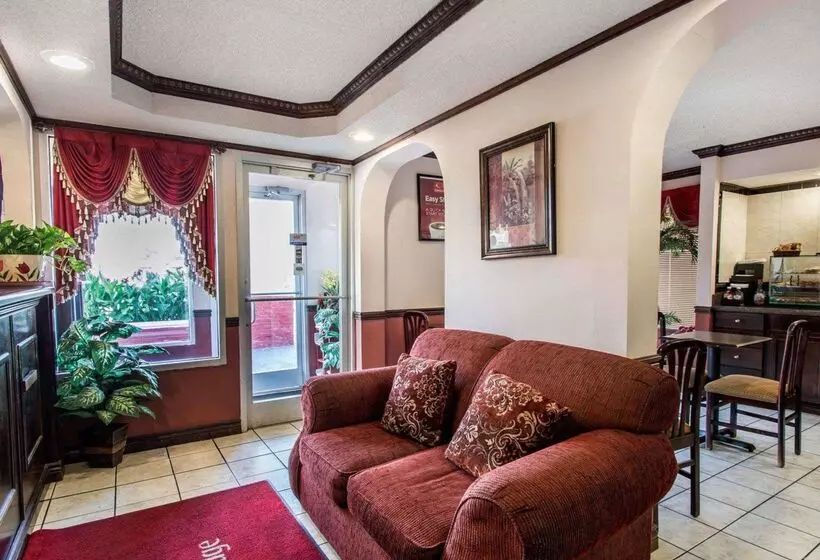 فندق Econo Lodge Andalusia