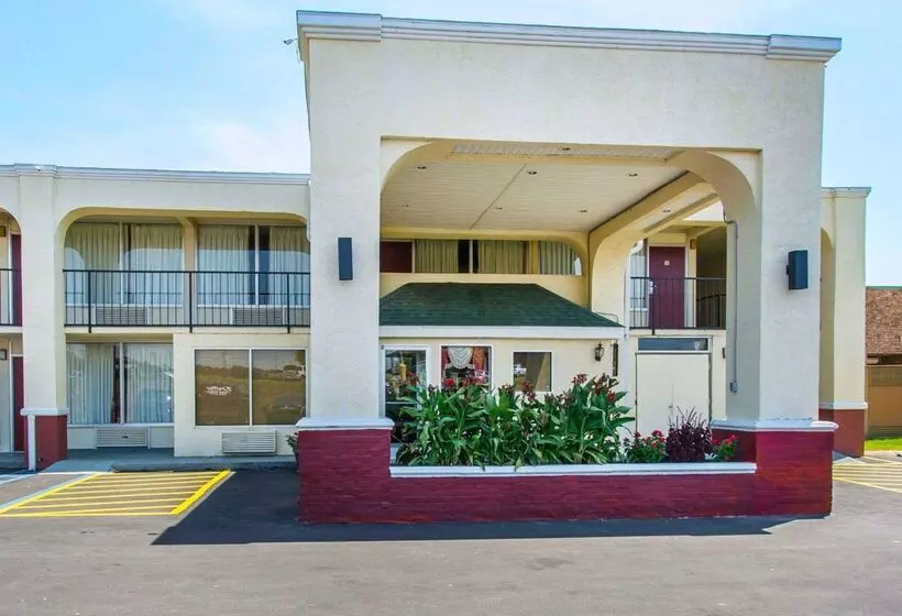 فندق Econo Lodge Andalusia