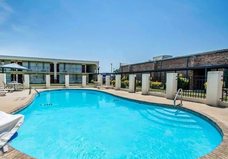 ホテル Econo Lodge Andalusia
