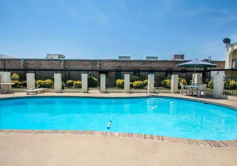 ホテル Econo Lodge Andalusia