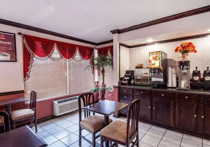 ホテル Econo Lodge Andalusia