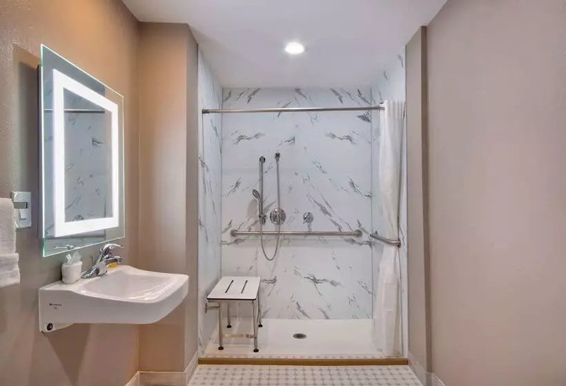 ホテル Studio 6 Eureka Ca Old Town