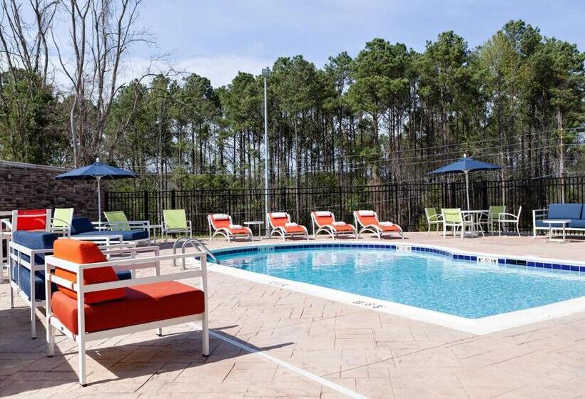 ホテル Fairfield By Marriott   Rockingham, Nc