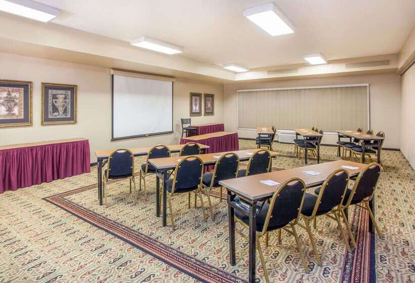 호텔 Hawthorn Extended Stay By Wyndham Bloomington