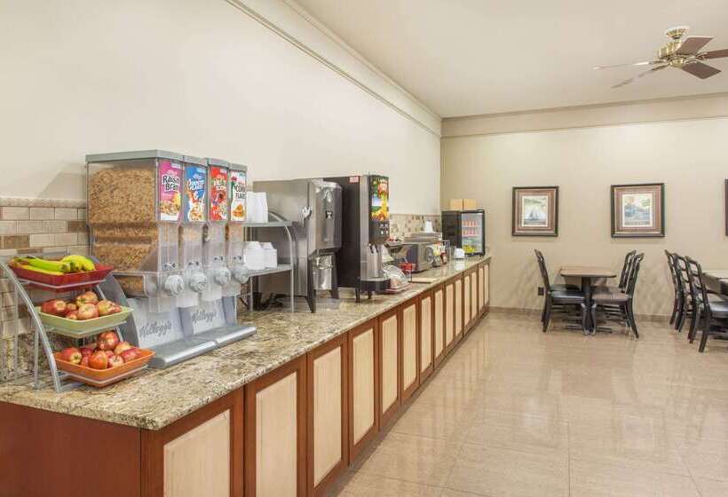 호텔 Hawthorn Extended Stay By Wyndham Bloomington