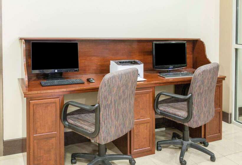 호텔 Hawthorn Extended Stay By Wyndham Bloomington