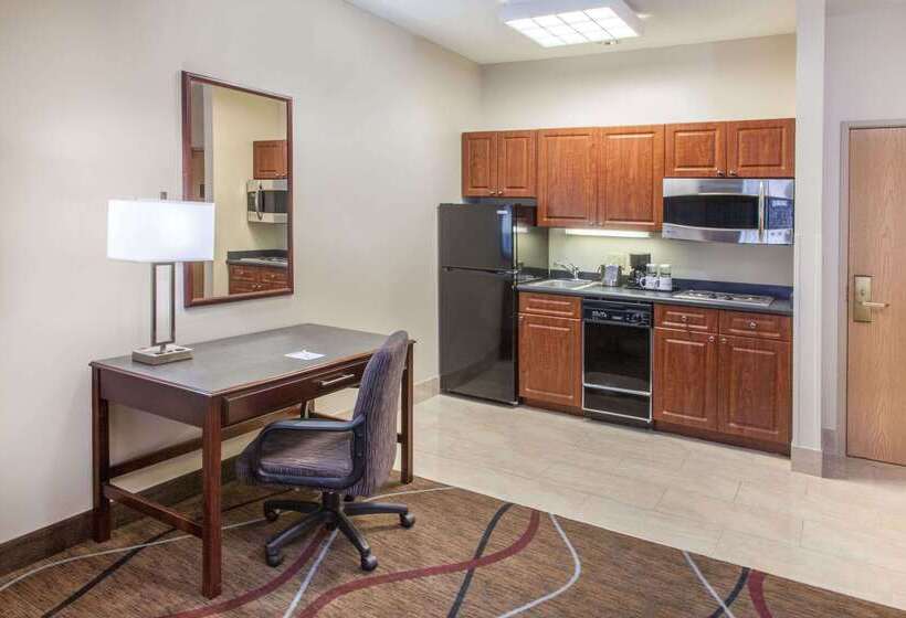 호텔 Hawthorn Extended Stay By Wyndham Bloomington