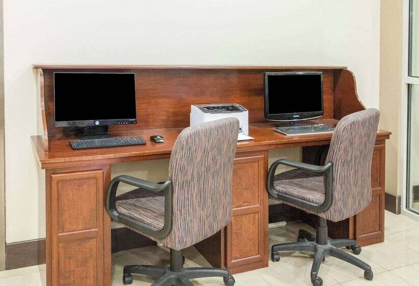 호텔 Hawthorn Extended Stay By Wyndham Bloomington