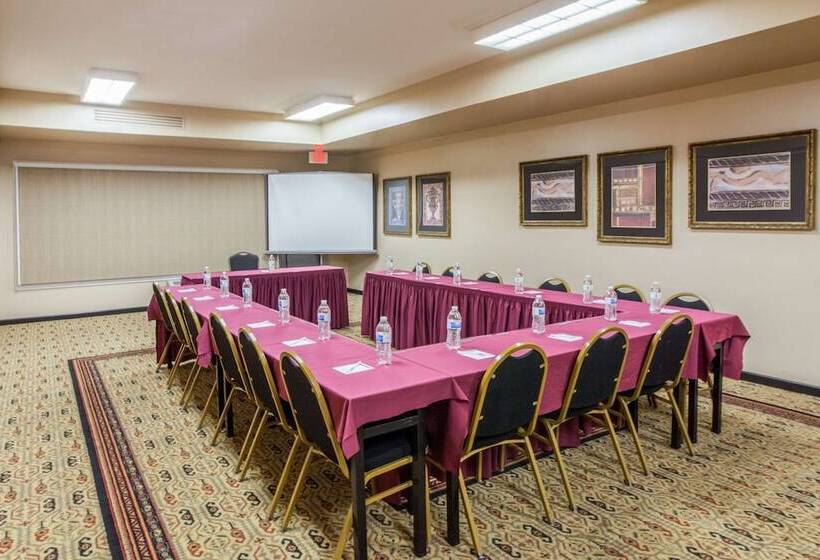 호텔 Hawthorn Extended Stay By Wyndham Bloomington