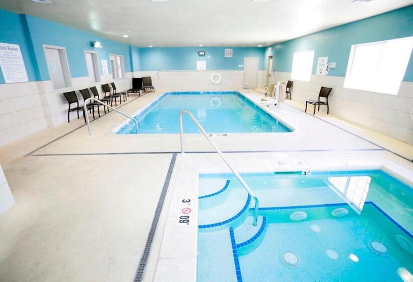 Holiday Inn Express Hotel & Suites Carlsbad, An Ihg