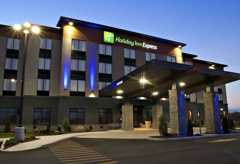 호텔 Holiday Inn Express Pembroke, An Ihg