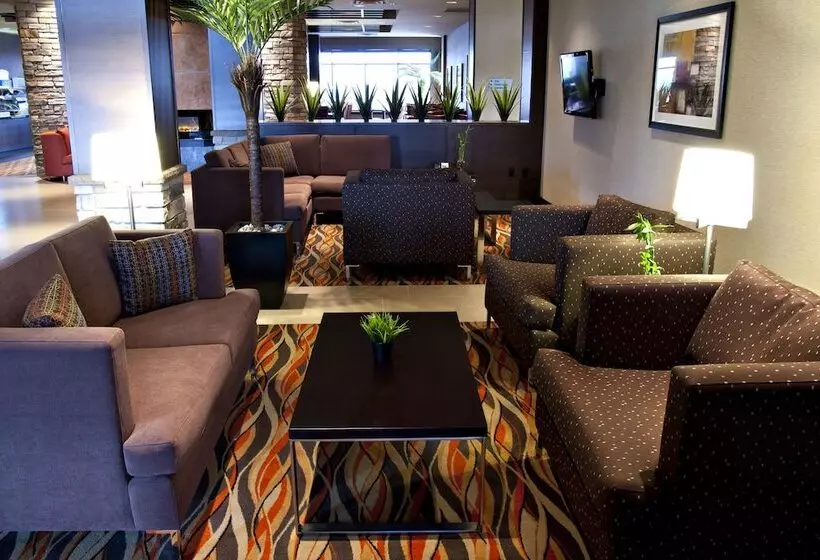 ホテル Holiday Inn Express Pembroke, An Ihg