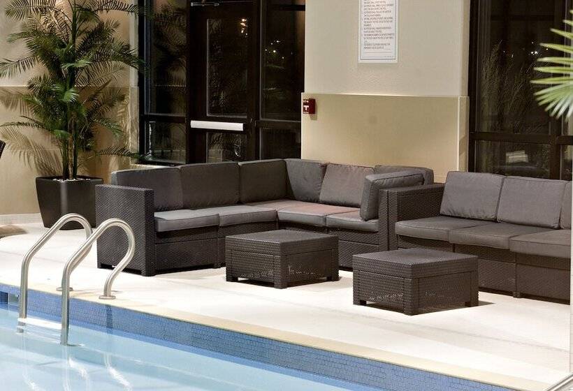 호텔 Holiday Inn Express Pembroke, An Ihg