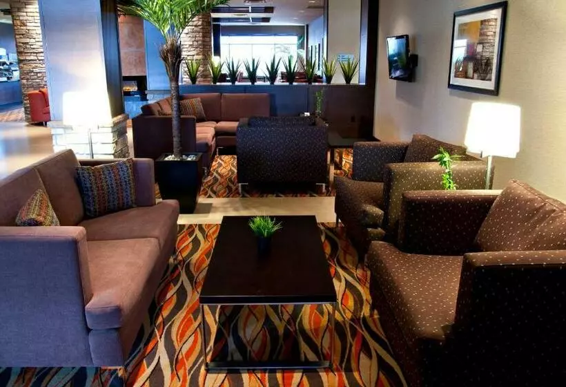 ホテル Holiday Inn Express Pembroke, An Ihg