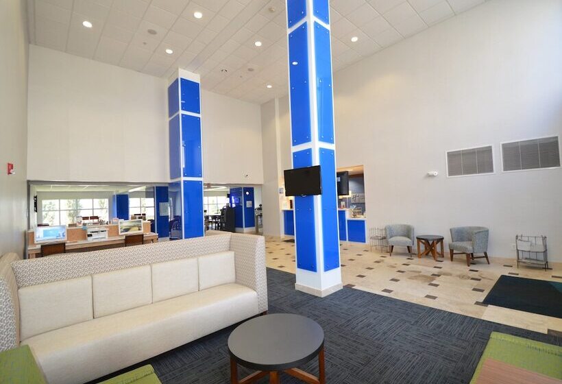 ホテル Holiday Inn Express Toledo Oregon, An Ihg