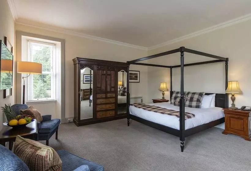 בית מלון כפרי Inch