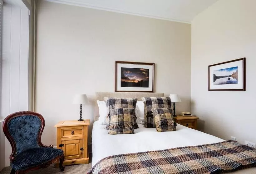 בית מלון כפרי Inch