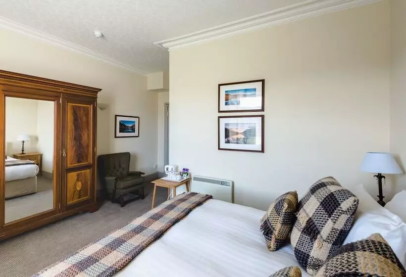 בית מלון כפרי Inch