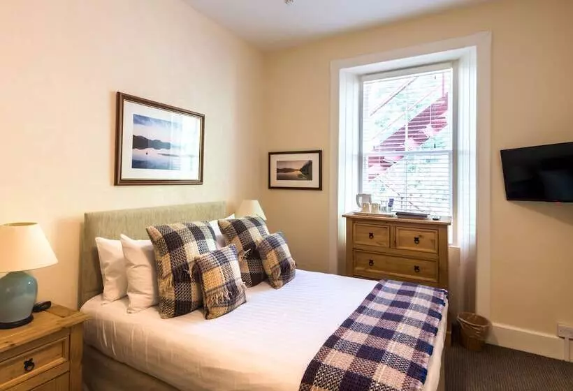 בית מלון כפרי Inch