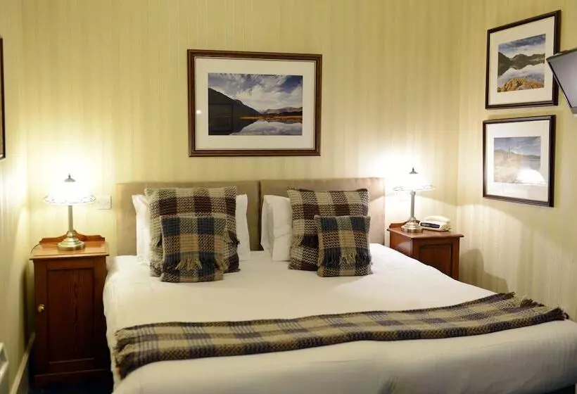 בית מלון כפרי Inch