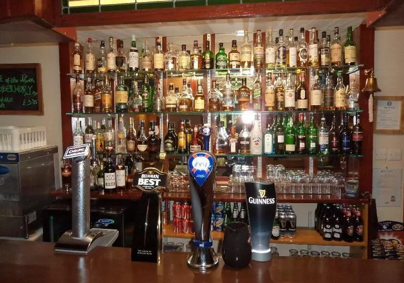 בית מלון כפרי Inch