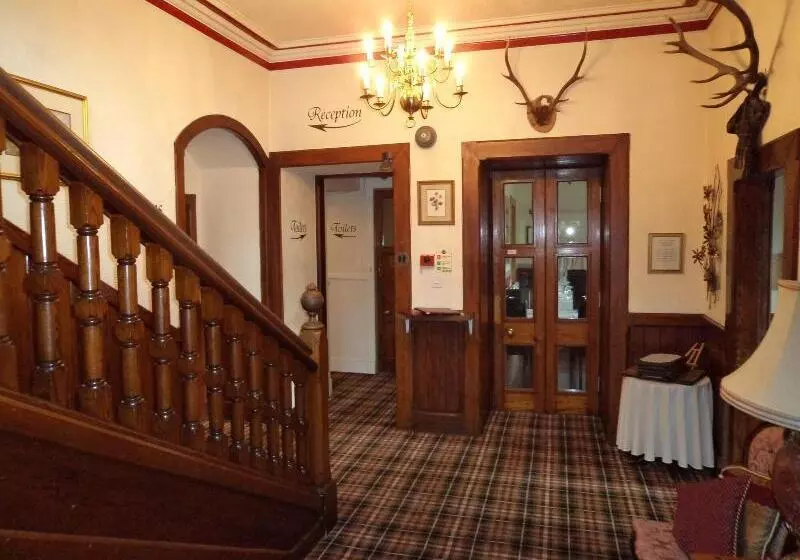 בית מלון כפרי Inch