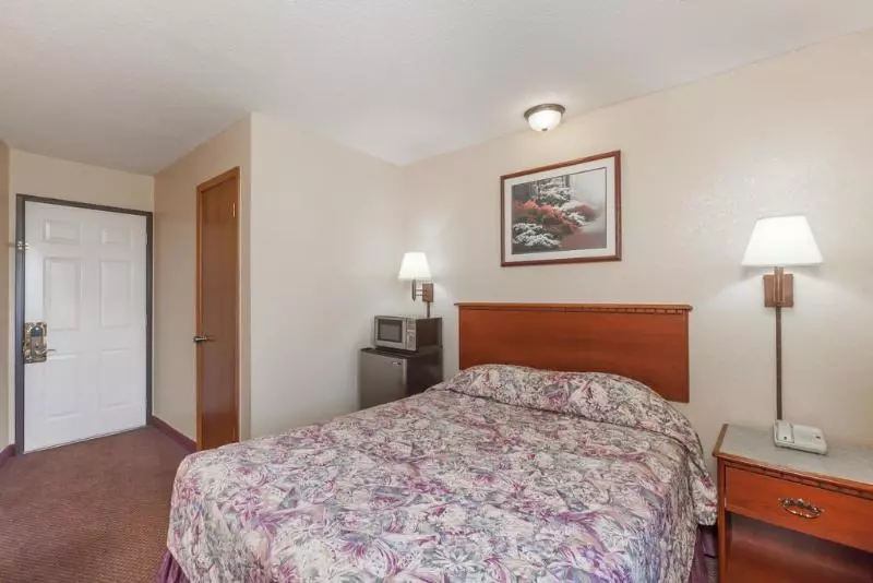 ホテル Americas Best Value Inn Searcy