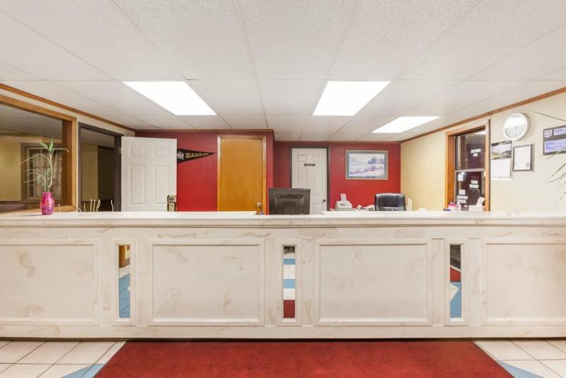 ホテル Americas Best Value Inn Searcy