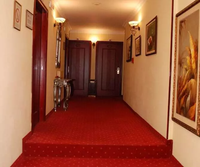 Garni Hotel Planeta Inn