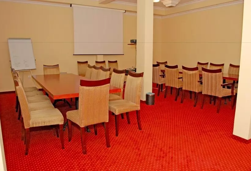 Garni Hotel Planeta Inn