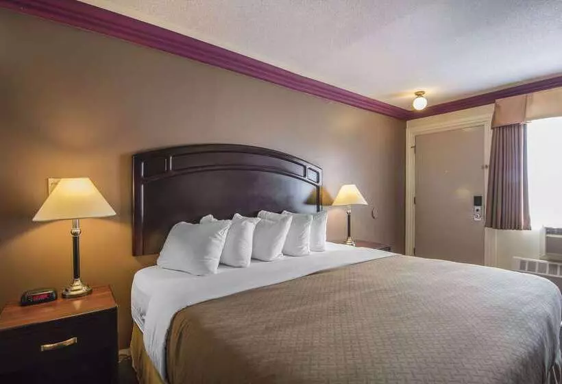 בית מלון כפרי Quality Inn & Suites