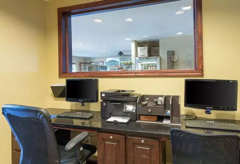 酒店 Quality Inn Parkersburg Northvienna