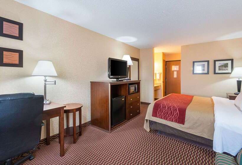 هتل Quality Inn Parkersburg Northvienna
