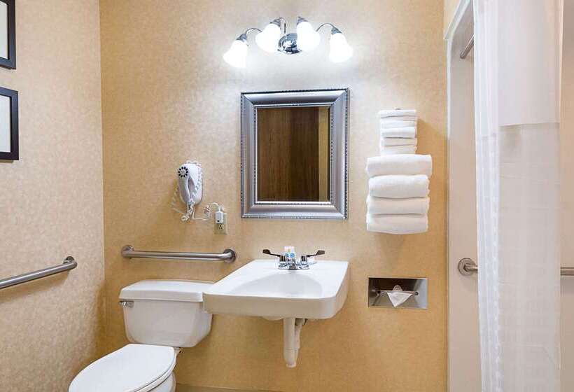 هتل Quality Inn Parkersburg Northvienna