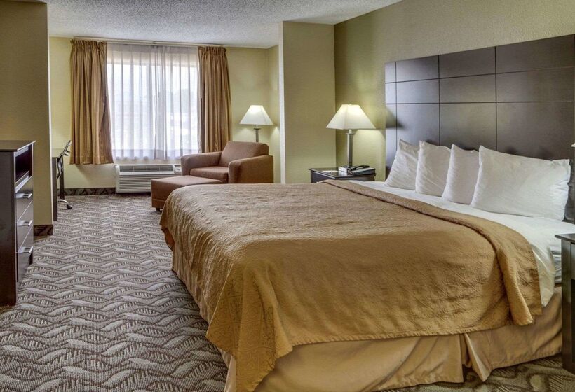 فندق Quality Suites Baton Rouge East  Denham Springs