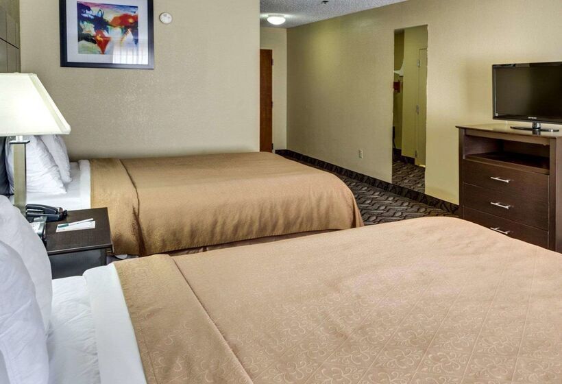 فندق Quality Suites Baton Rouge East  Denham Springs
