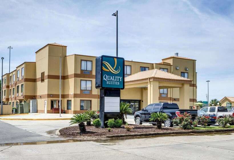 فندق Quality Suites Baton Rouge East  Denham Springs