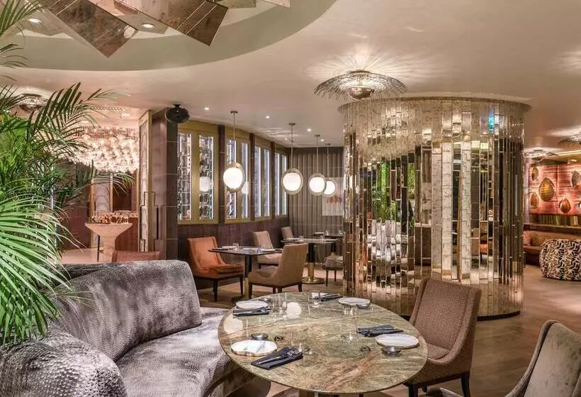 هتل Raffles Istanbul