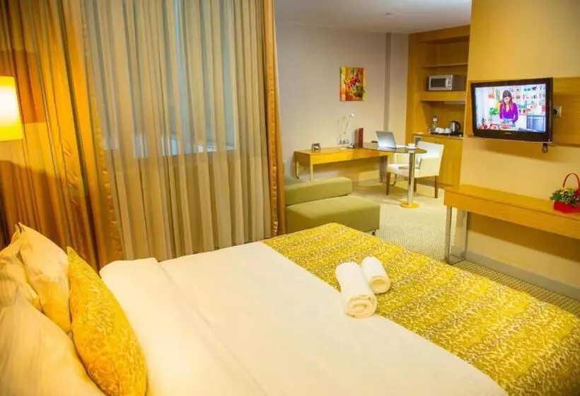 Hotel Ramada By Wyndham Podgorica