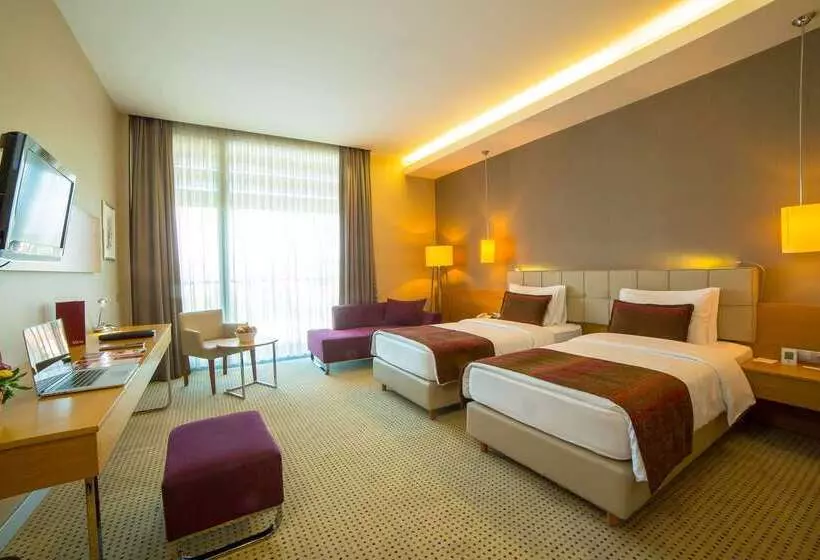 Hotel Ramada By Wyndham Podgorica