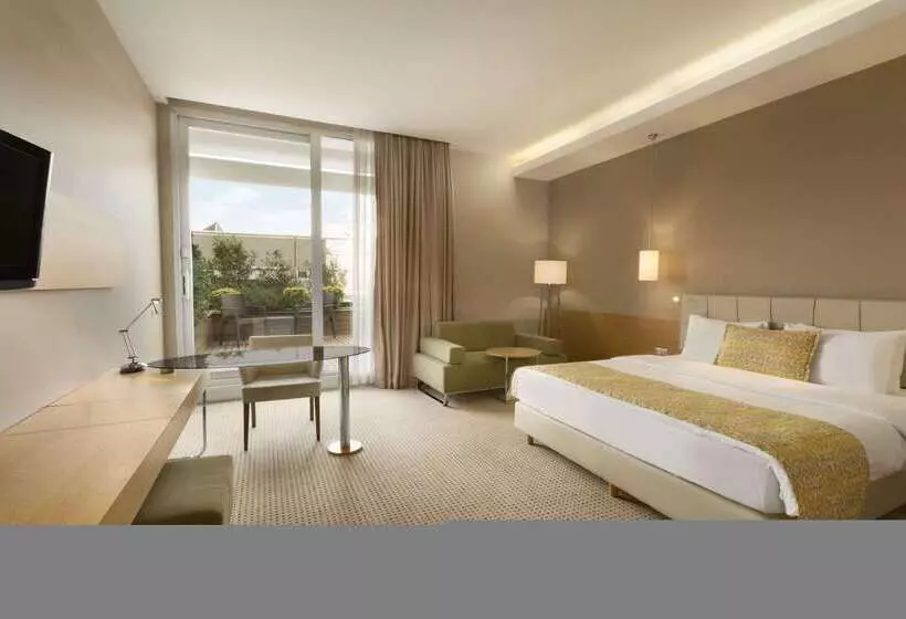 Hotel Ramada By Wyndham Podgorica