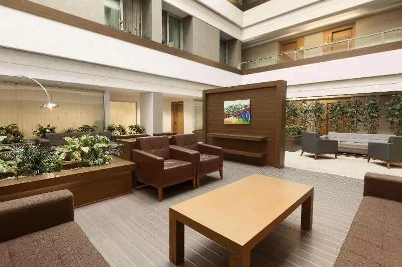 Hotel Ramada By Wyndham Podgorica