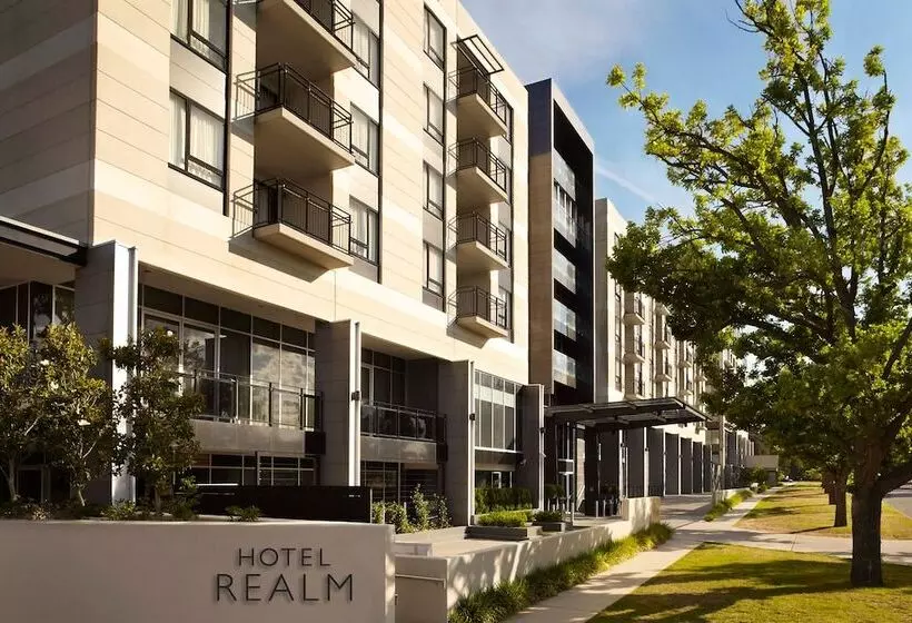Отель Realm