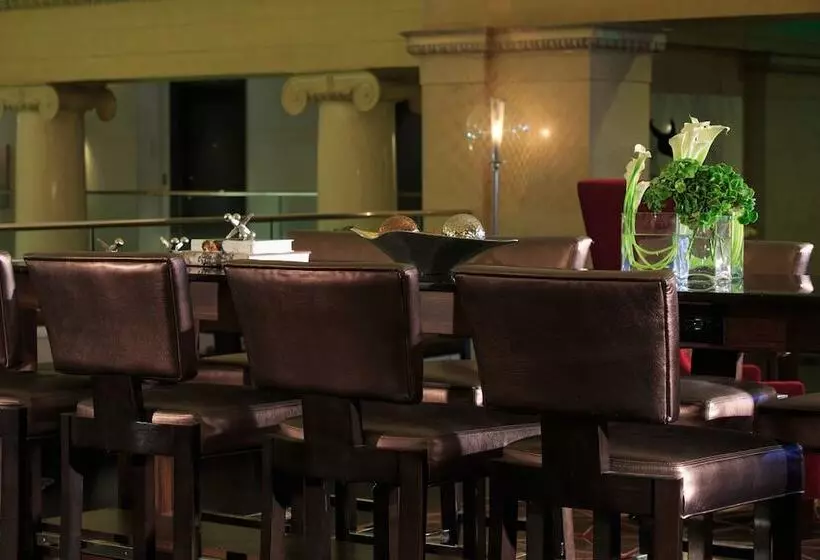 בית מלון כפרי Renaissance Denver Downtown City Center