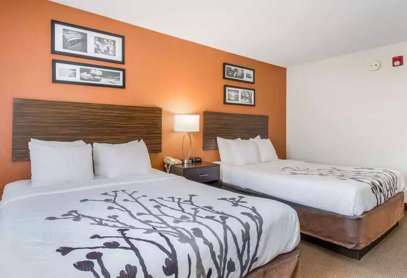 Отель Sleep Inn & Suites