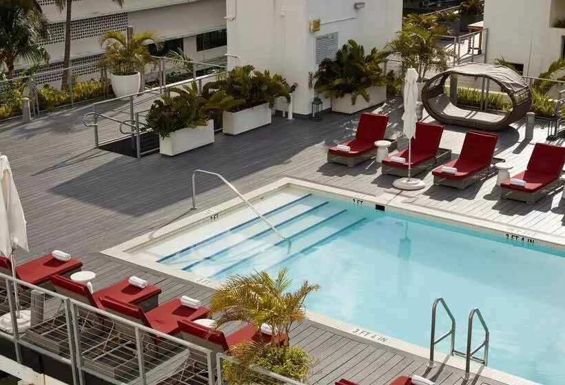 فندق Uma House by Yurbban South Beach